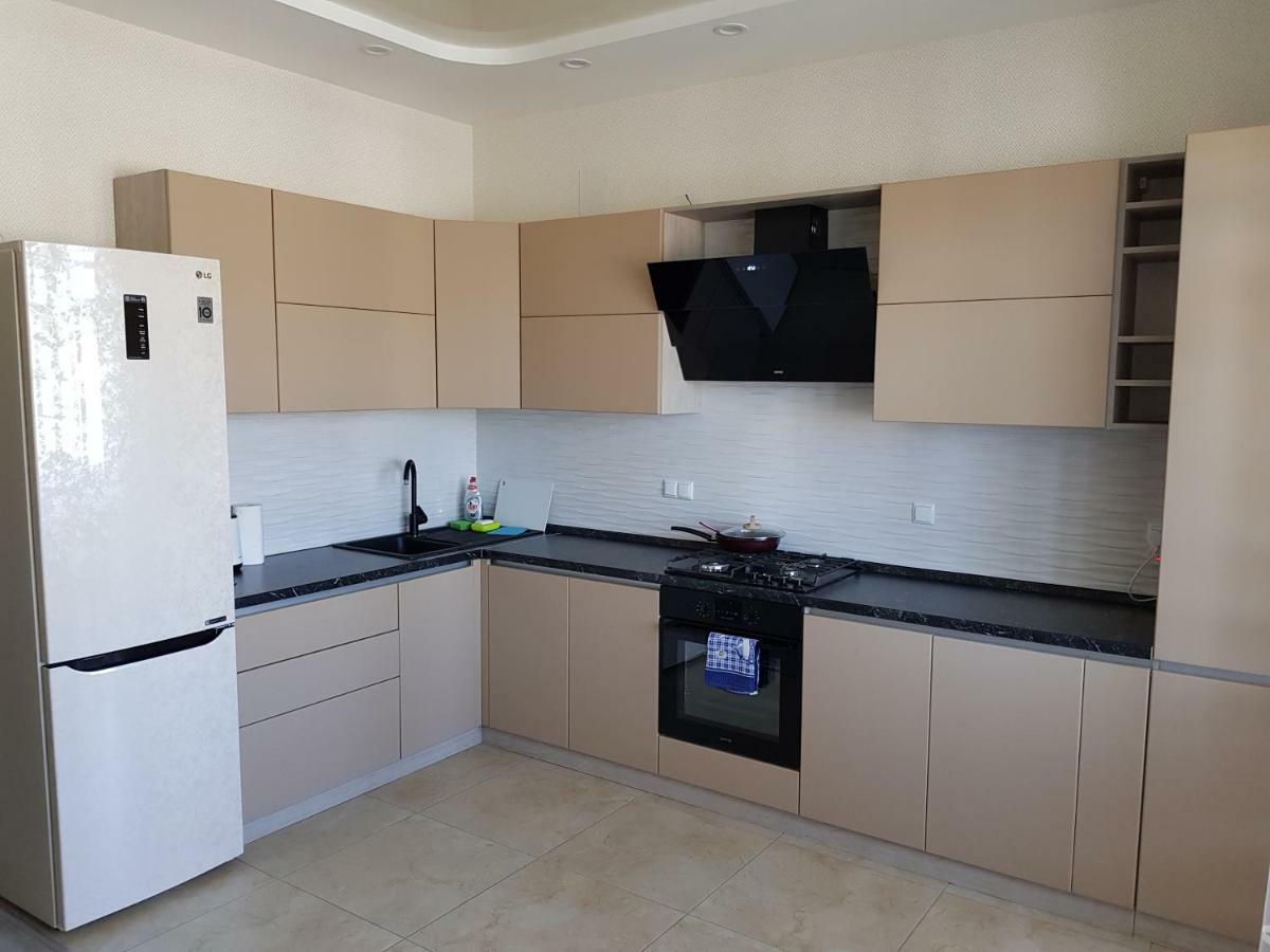 New Apartment On Parkovaya Черноморск Екстериор снимка