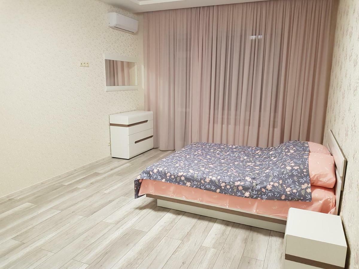 New Apartment On Parkovaya Черноморск Екстериор снимка